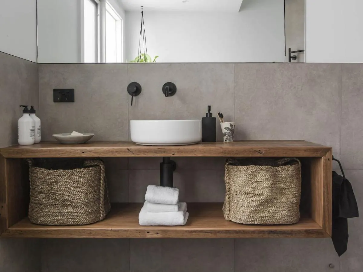 Sway - Stunning 5 Bedroom Beach House With Pool Byron Bay