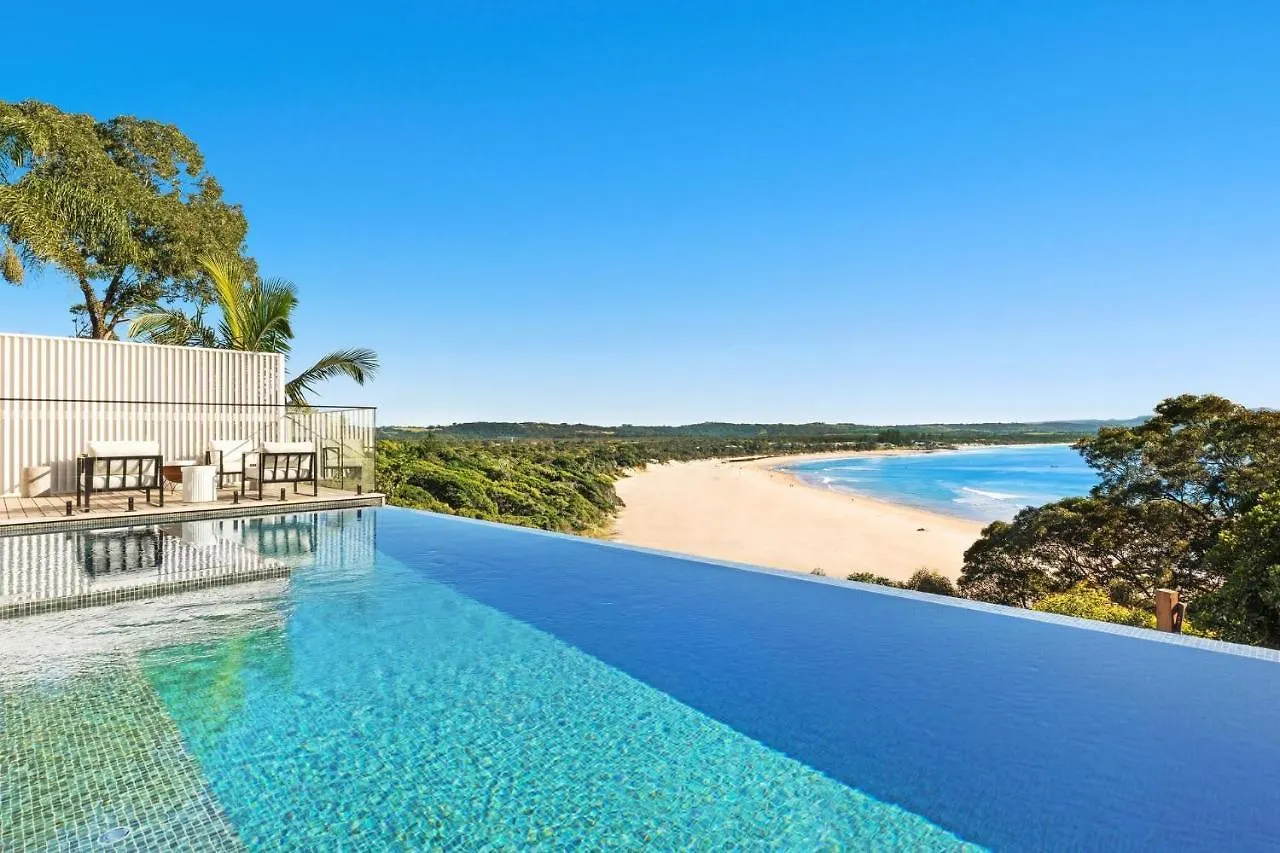 Sway - Stunning 5 Bedroom Beach House With Pool Byron Bay